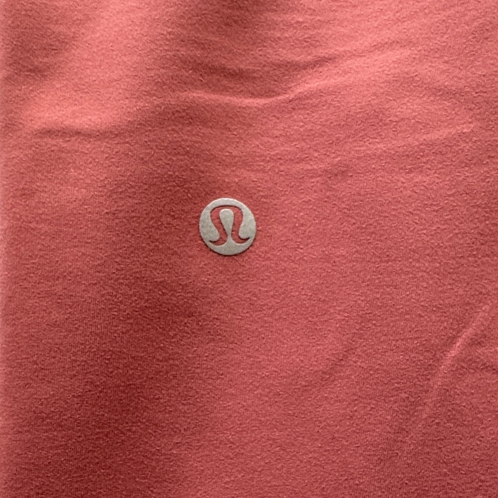 Lululemon Coral Pink Athletic legging with Icon Logo